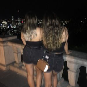 Meet your Posher, Pamela